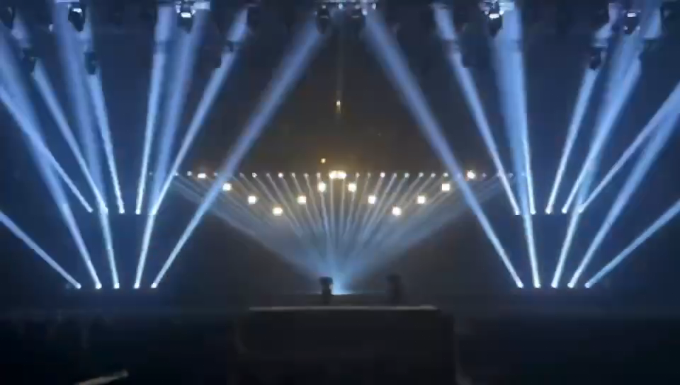 لامپ ۸۰۰ وات Osram HX800 در استیج نورپردازی - لامپ 800 وات 220 ولت osram | لامپ 800W OSRAM | لامپ ۸۰۰ وات Osram |لامپ ۸۰۰ وات osram قیمت | قیمت و خرید لامپ 800 وات اسرام پایه R7s