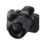 دوربین بدون آینه فول فریم سونی a7III با کیت لنز FE 28-70mm F3.5-5.6 OSS