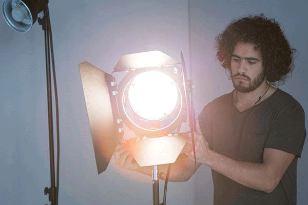 ۵ اشتباه رایج در نورپردازی عکاسی و حل آن