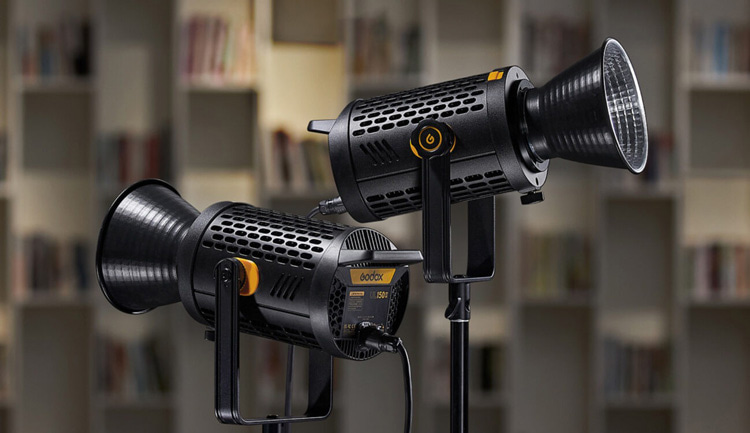 ویژگیهای فنی ویدیولایت و نکات مهم قبل از خرید-نورپردازی حرفهای راز محتوای جذاب است. در این راهنمای کامل ویدیولایت با انواع، ویژگیها و کاربردهای آن آشنا شوید و بهترین انتخاب را برای پروژه خود داشته باشید.